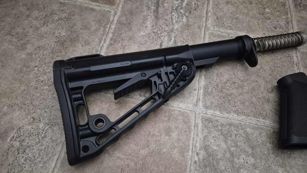 ROGERS SUPER STOC COMPLETE STOCK SET AR-15 NON COLT 223 5.56 COLLAPSIBLE-img-2