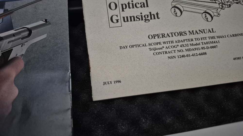 TRIJICON ACOG 4X32 TA01NSN FACTORY BOX AND PAPERS M4A1 223 5.56 1996 MANUEL-img-7