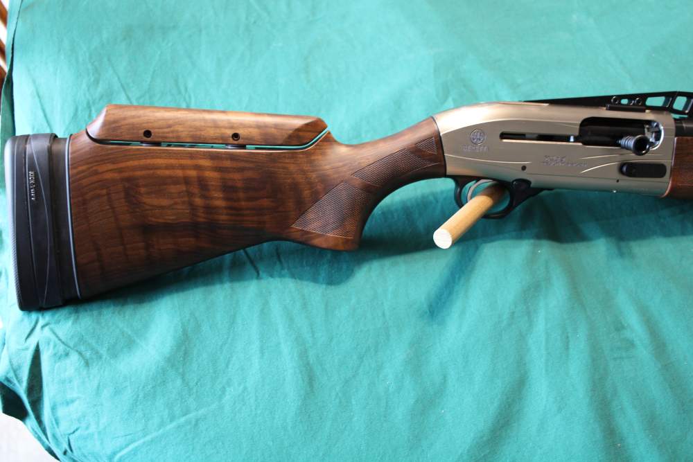 Beretta A400 Multitarget 12ga 32" with KO Like new.-img-0