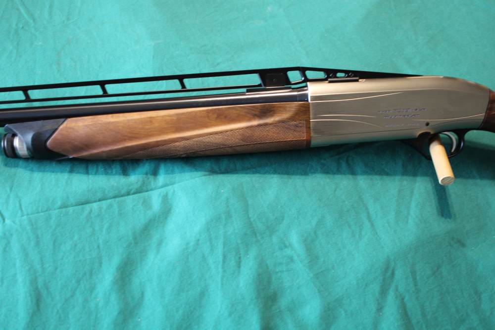 Beretta A400 Multitarget 12ga 32" with KO Like new.-img-4