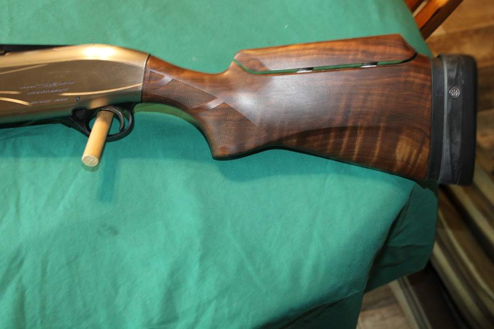Beretta A400 Multitarget 12ga 32" with KO Like new.-img-3