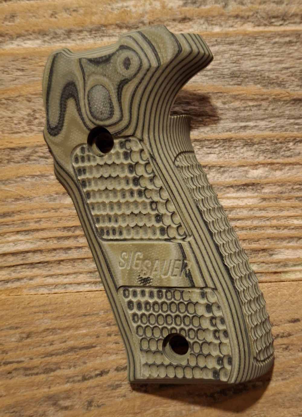 Sig Sauer Factory P226 DA/SA DAO Grips Green Piranha G10 PERFECT-img-2