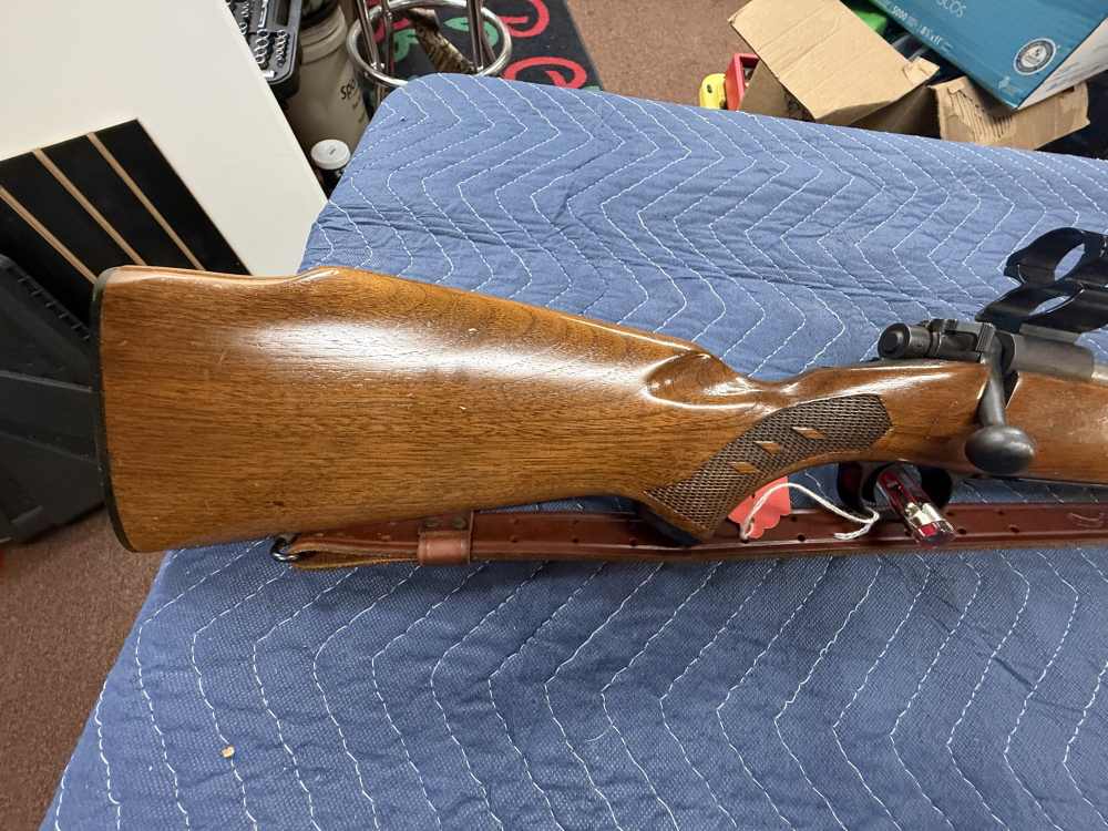 Very Nice Winchester Model 70 In 225 Winchester Hard to Find -img-2