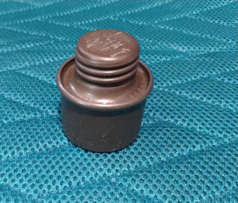 Russian oil can-img-0