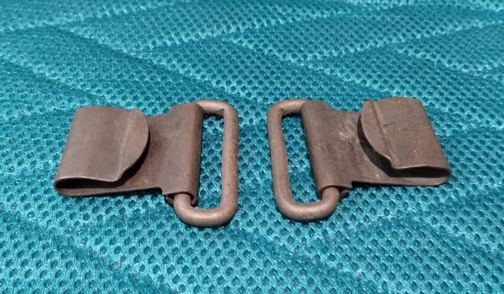 US Military sling hooks, pair-img-1