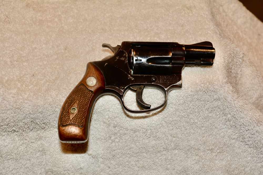 S&W model 37 snubnose-img-5