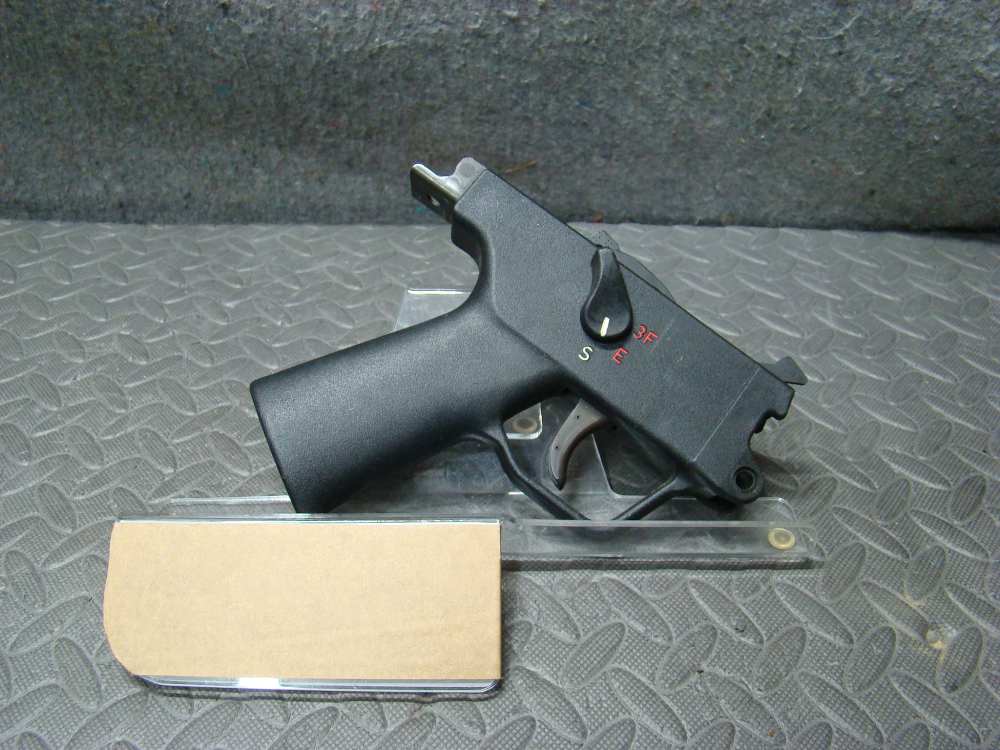 HK  MP5  3 round burst pack with rare housing-img-0