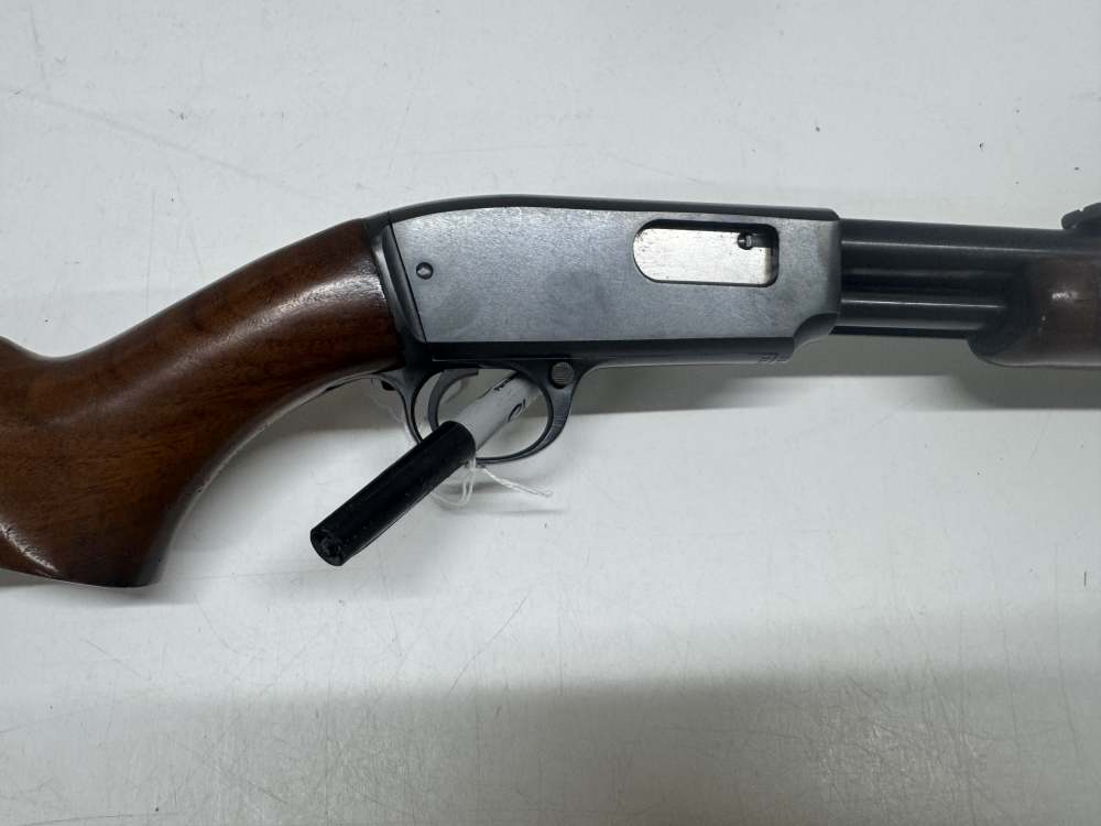 Winchester Model 61 Pump Action 22lr EXCELLENT CONDITION -img-2
