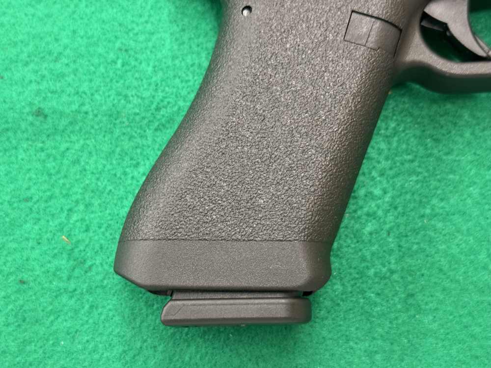 Glock 17 Gen 1 Classic 9mm 4.25" Bbl-img-6