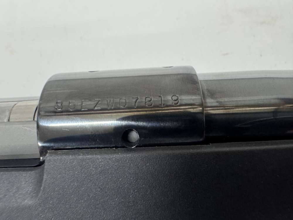 Winchester 70 Ultimate Shadow 325 WSM-img-5