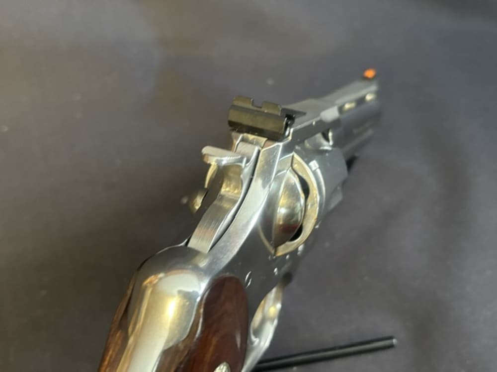 Colt Python 4" .357 Stainless-img-9
