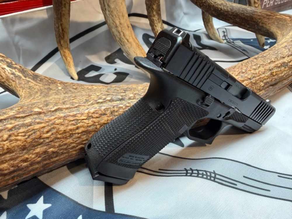 GLOCK 19 GEN 6 9MM SEMI-AUTO PISTOL-img-4