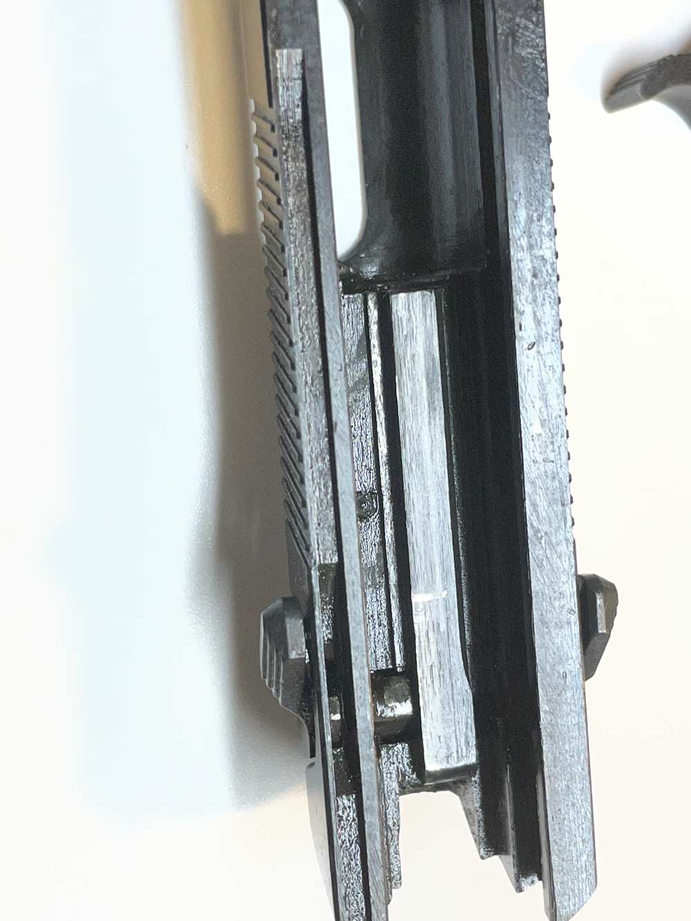 Browning BDA .380 parts barrel slide grips -img-8
