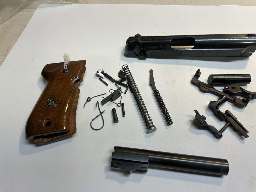 Browning BDA .380 parts barrel slide grips -img-0