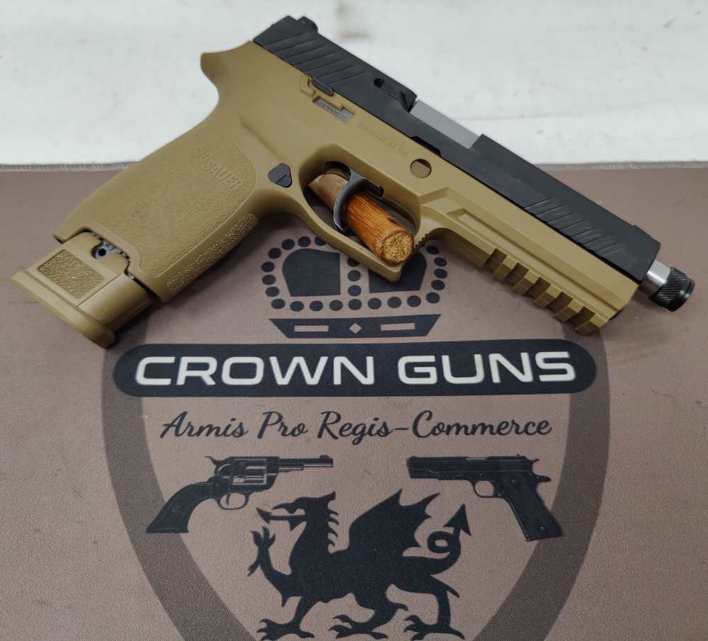 Sig Sauer P320 with Night Sights and Threaded Barrel-img-1