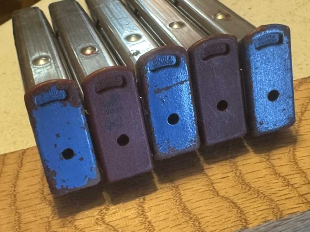 Lot of 10, S&W, 4006, 11 Round, 40S&W, Red Base, Magazines, Item P-632-img-14