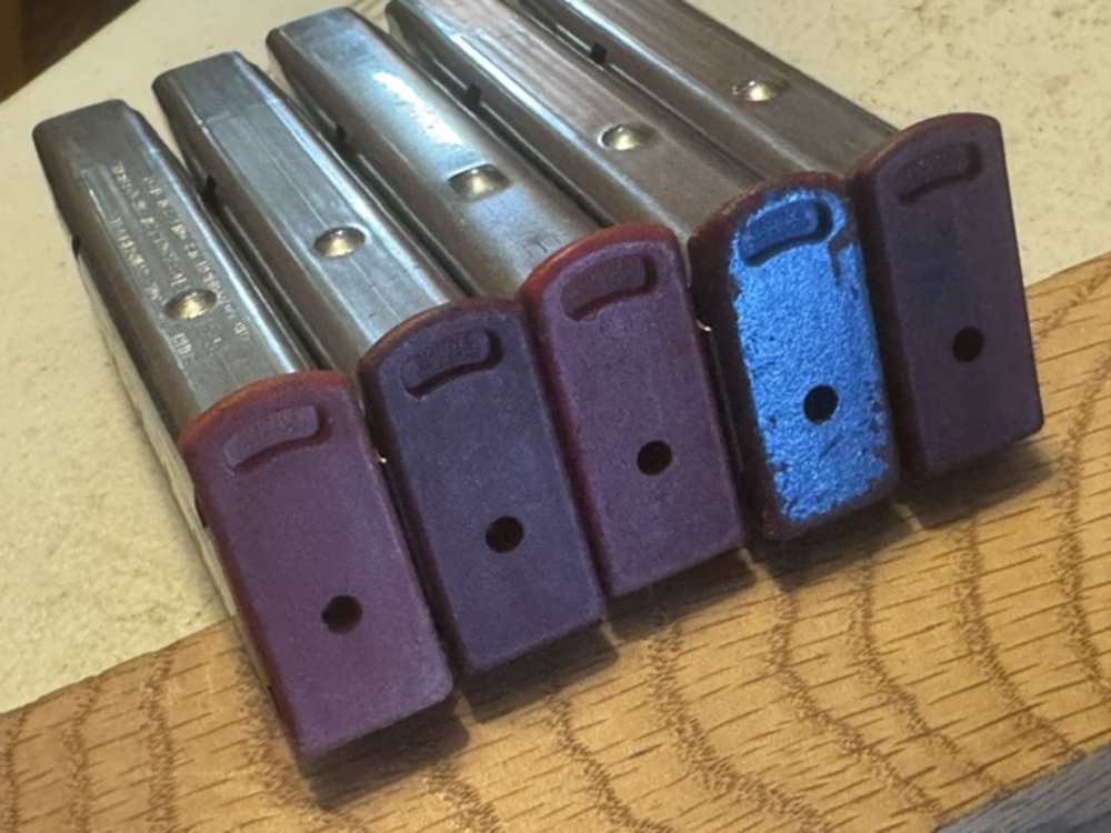 Lot of 10, S&W, 4006, 11 Round, 40S&W, Red Base, Magazines, Item P-632-img-16
