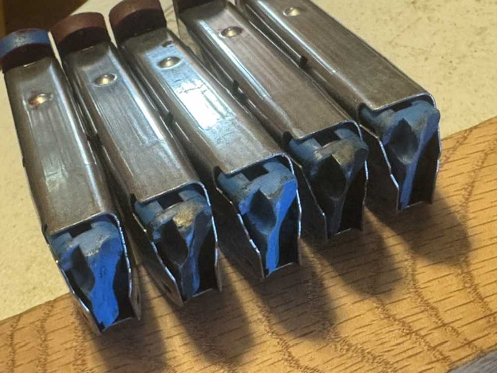 Lot of 10, S&W, 4006, 11 Round, 40S&W, Red Base, Magazines, Item P-632-img-15