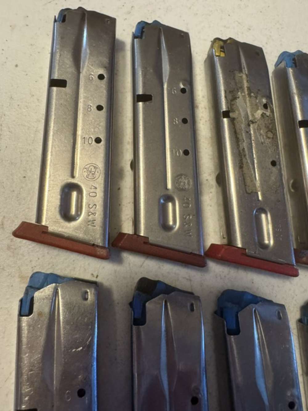 Lot of 10, S&W, 4006, 11 Round, 40S&W, Red Base, Magazines, Item P-632-img-10