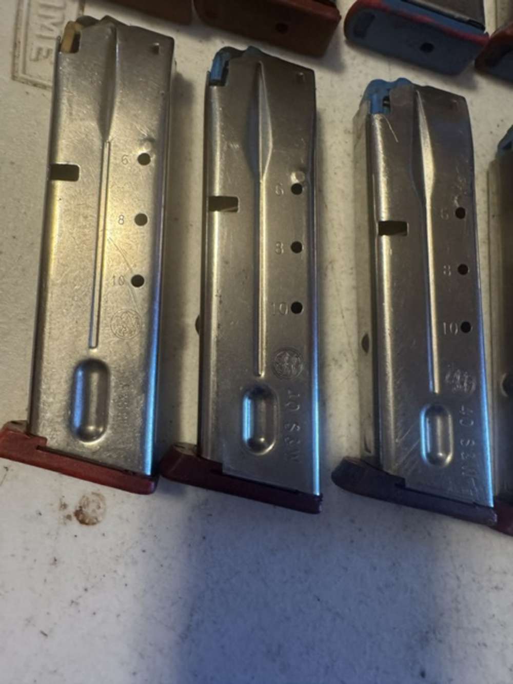 Lot of 10, S&W, 4006, 11 Round, 40S&W, Red Base, Magazines, Item P-633-img-12