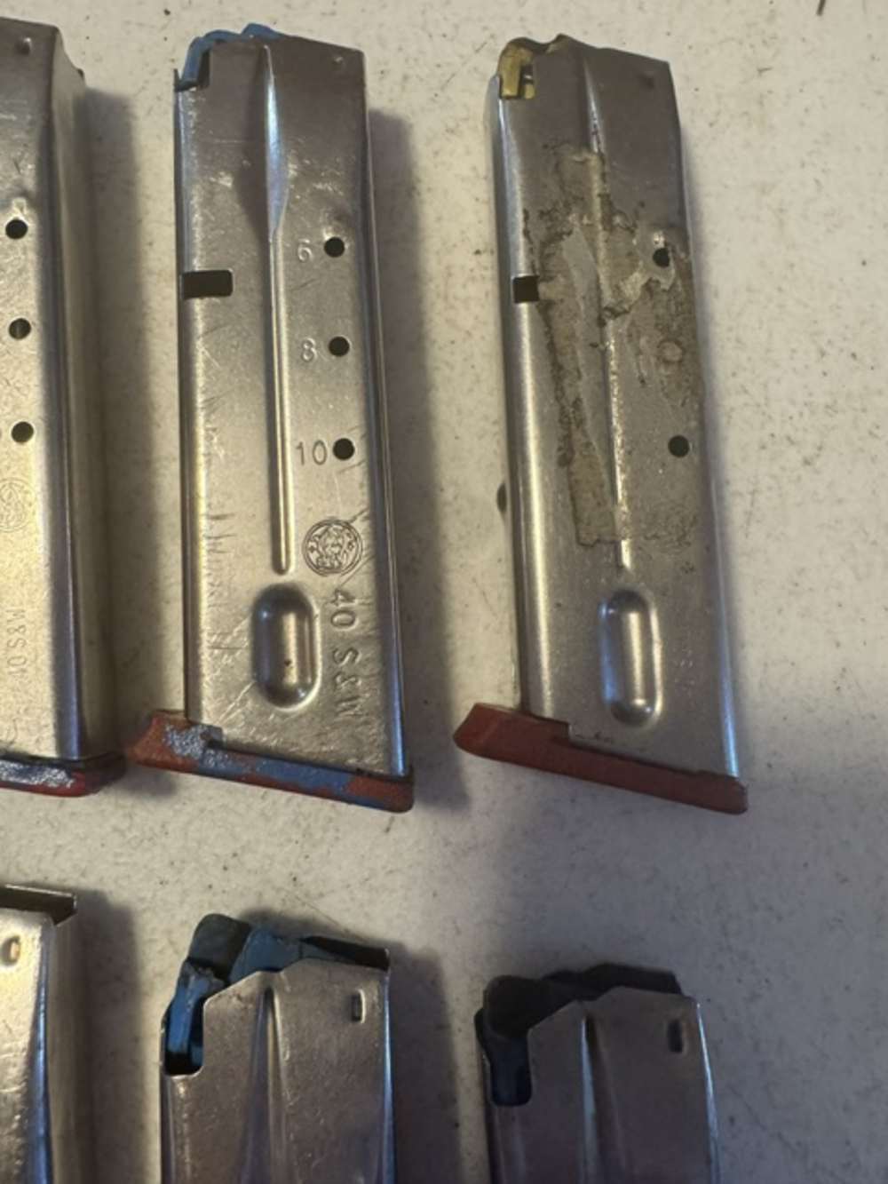 Lot of 10, S&W, 4006, 11 Round, 40S&W, Red Base, Magazines, Item P-633-img-11