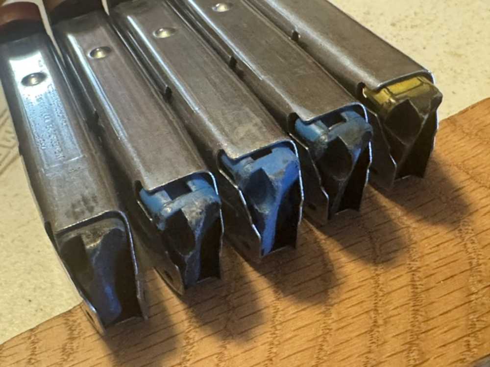 Lot of 10, S&W, 4006, 11 Round, 40S&W, Red Base, Magazines, Item P-633-img-18