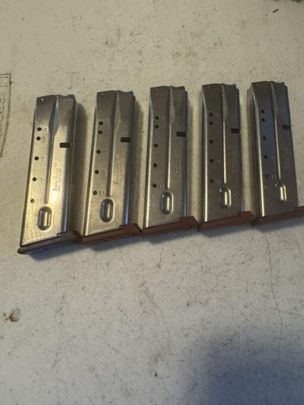Lot of 5, S&W, 4006, 11 Round, 40S&W, Red Base, Magazines, Item P-635-img-0