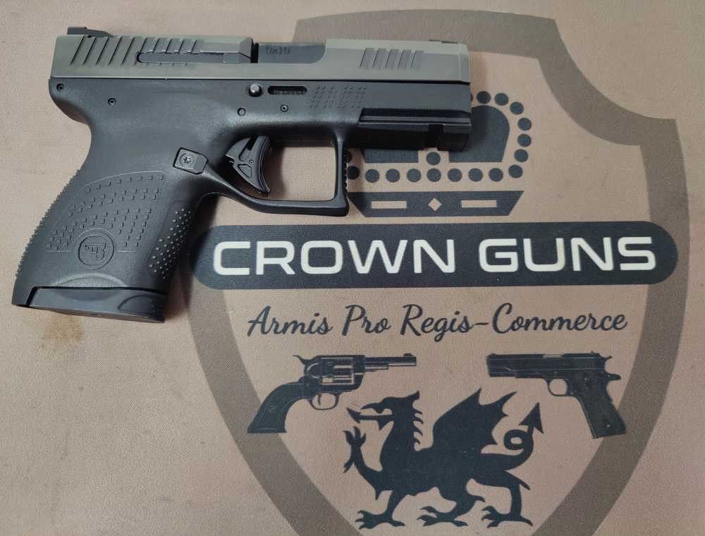 CZ P-10 M in 9mm, with 5 magazines, EXCELLENT-img-5