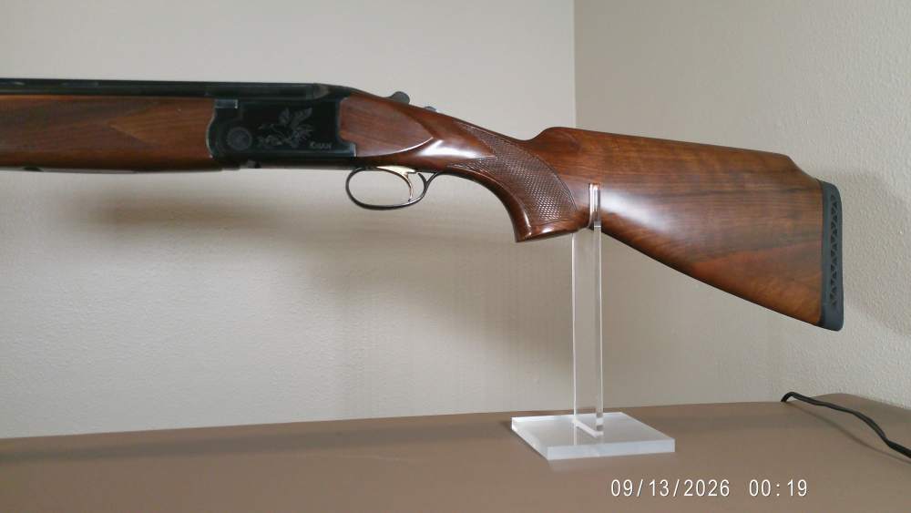 Khan Arthemis Model 12 O/U 12-gauge shotgun in very good condition.-img-11