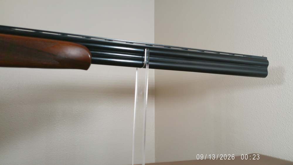 Khan Arthemis Model 12 O/U 12-gauge shotgun in very good condition.-img-4