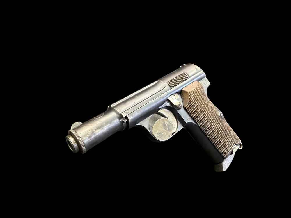 WOW! GERMAN NAZl WWII ASTRA 300 PISTOL RIG 7.65MM 2 MAGS & HOLSTER C&R -img-4