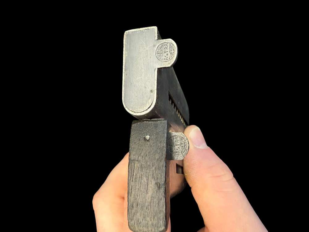 WOW! GERMAN NAZl WWII ASTRA 300 PISTOL RIG 7.65MM 2 MAGS & HOLSTER C&R -img-28