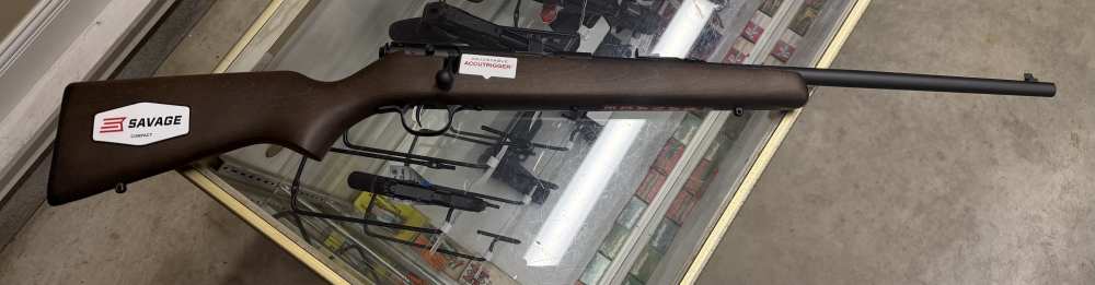 Savage Single Shot 22 Long Rifle Mark I G Youth Compact NEW Accutrigger-img-0