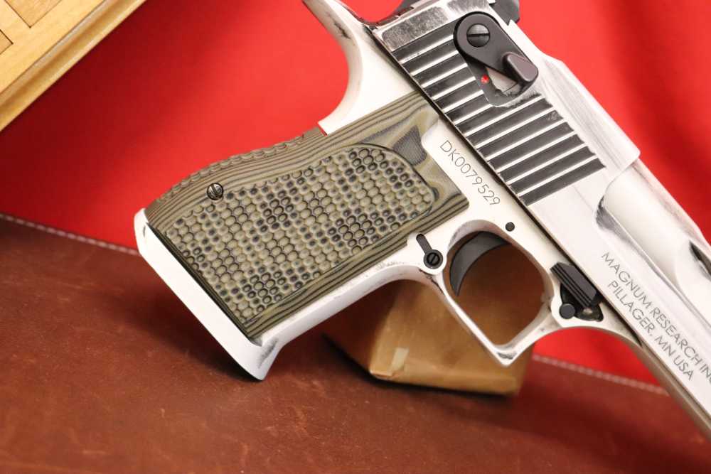 As New Magnum Research Desert Eagle 50 AE BATTLEWORN Storm Trooper Finish!-img-14