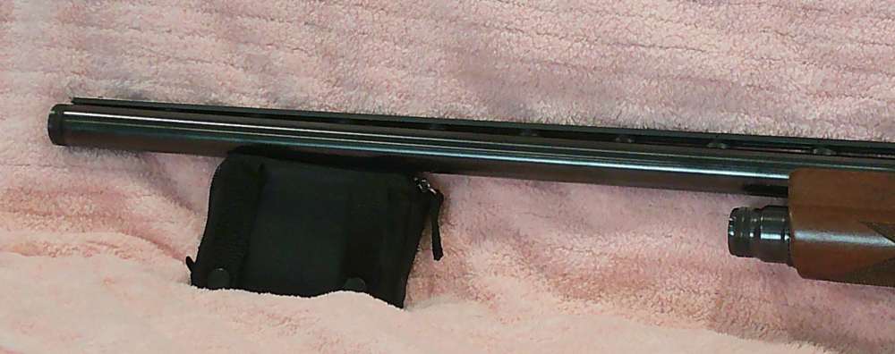 Winchester New Model 1400 Walnut semi-automatic 12-gauge shotgun.-img-2