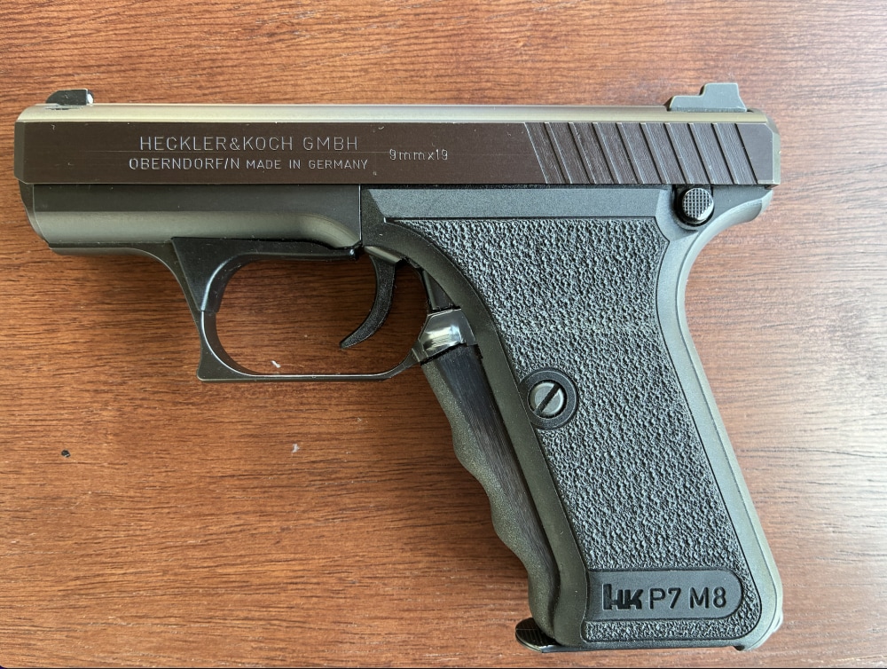 HK P7M8 never fired.Plumb colored slide.-img-1