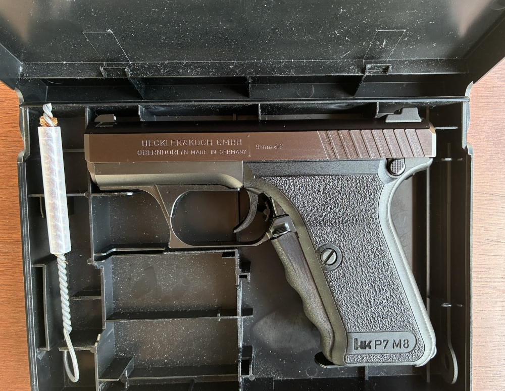 HK P7M8 never fired.Plumb colored slide.-img-4