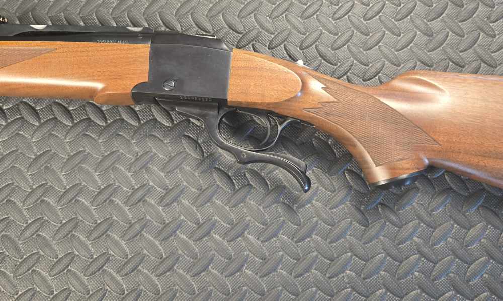 Like new no reserve Ruger No. 1 300 Win Mag falling block-img-16