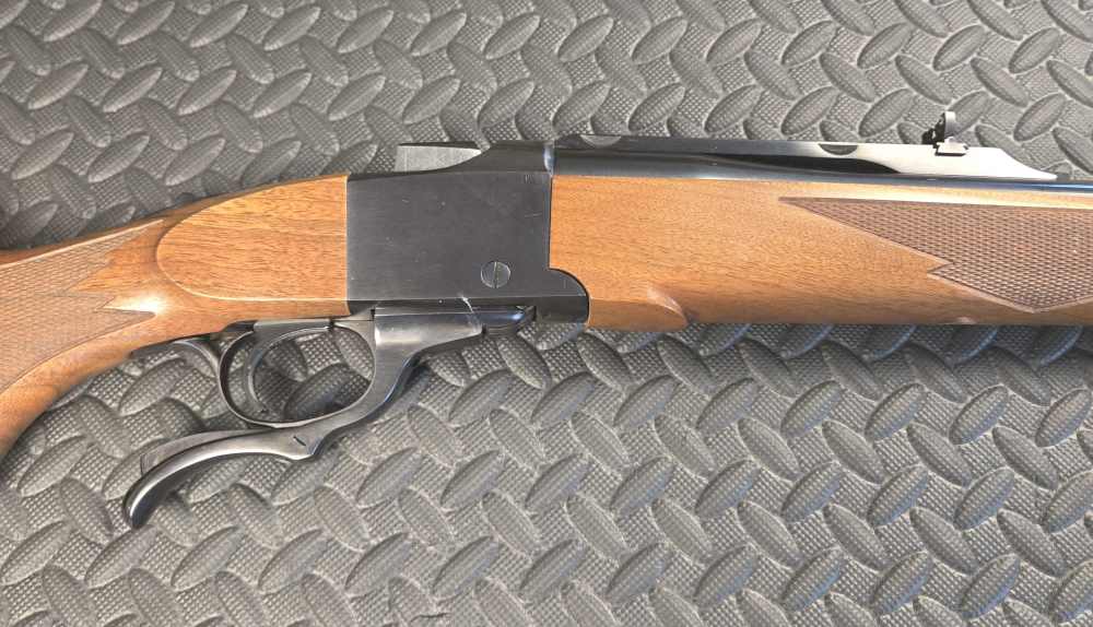 Like new no reserve Ruger No. 1 300 Win Mag falling block-img-20