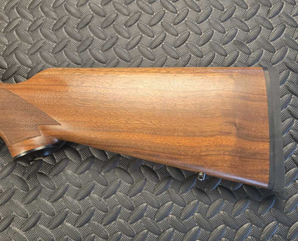 Like new no reserve Ruger No. 1 300 Win Mag falling block-img-24