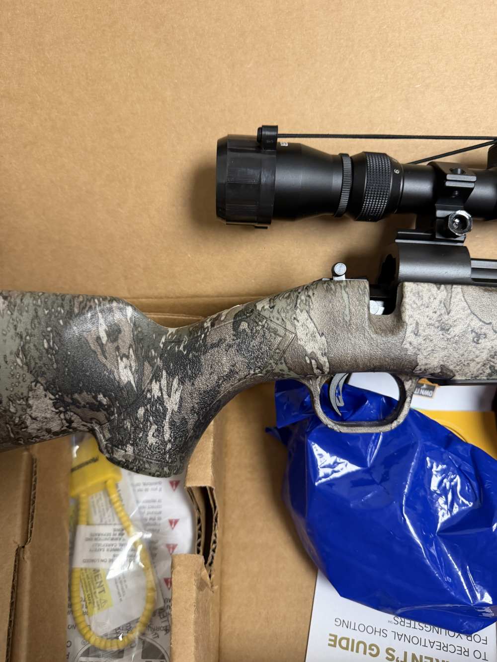 Mossberg Patriot Super Bantam, 243 Win, 20", Camo Finish, 5 Rds-img-7