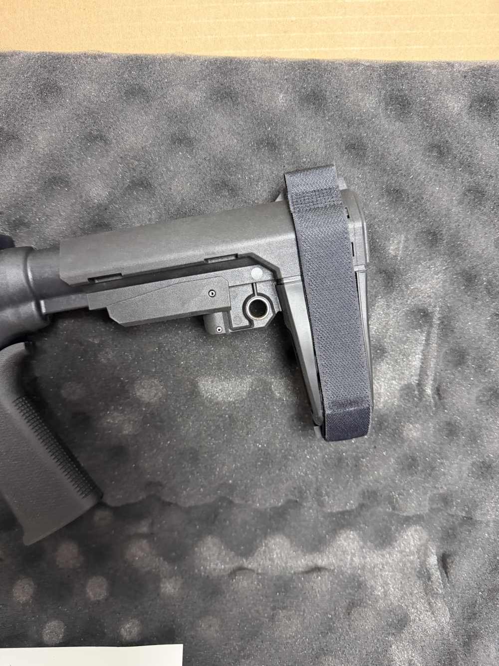 S&W M&P15-22 Sport, 22 LR, 8", Black Magpul MOE Grip, 25 Rds, w/Brace-img-1