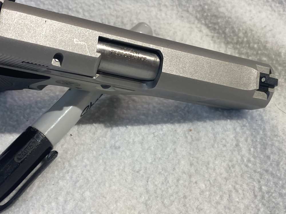 Wow S&W Performance Center 4006 SHORTY FORTY – LEW HORTON – Compact .40-img-12