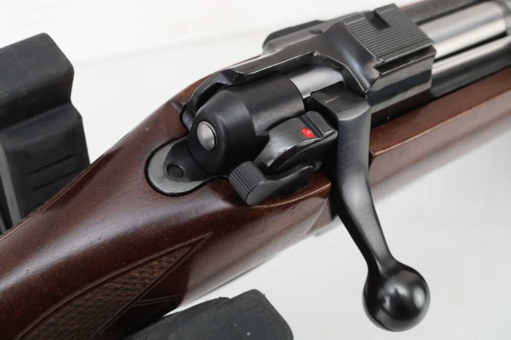 CZ 527 American 17 Remington! LNIB! Walnut! NICE! NO Reserve!-img-25