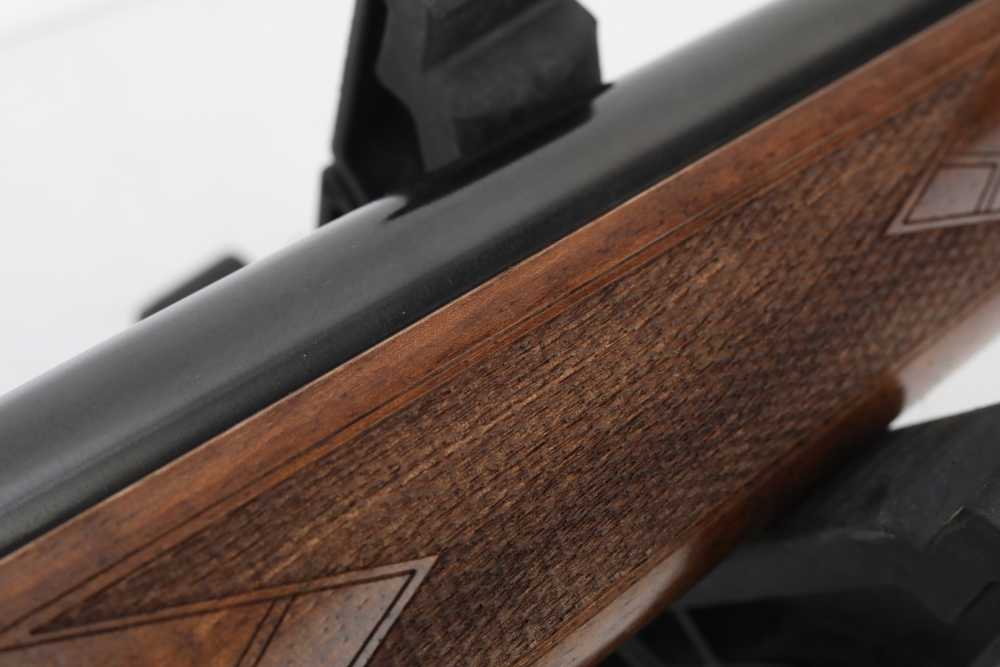 CZ 527 American 17 Remington! LNIB! Walnut! NICE! NO Reserve!-img-50