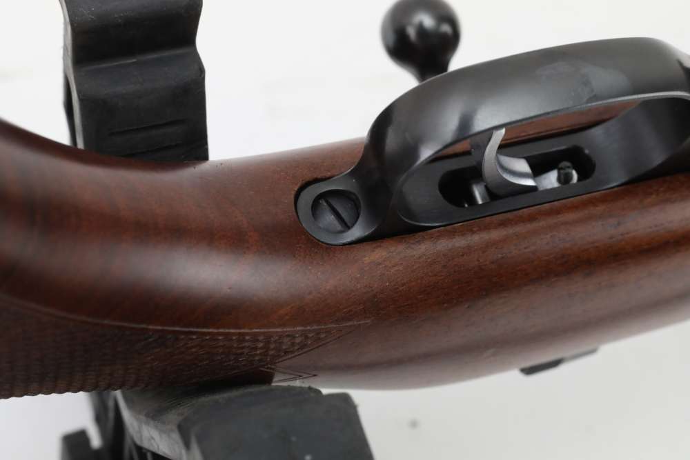 CZ 527 American 17 Remington! LNIB! Walnut! NICE! NO Reserve!-img-62