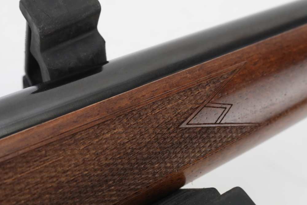CZ 527 American 17 Remington! LNIB! Walnut! NICE! NO Reserve!-img-51