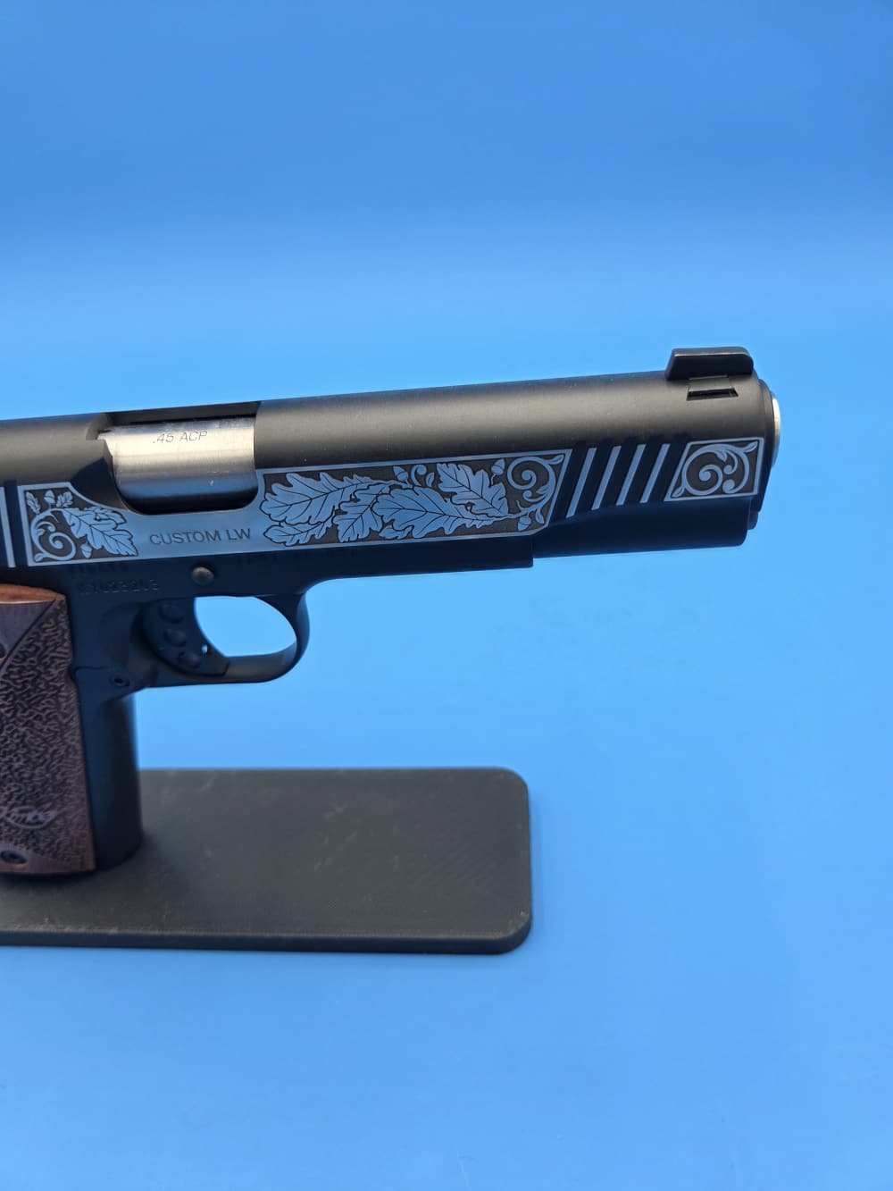 Kimber LW custom 45 ACP engraved 5" barrel deep engraving-img-5