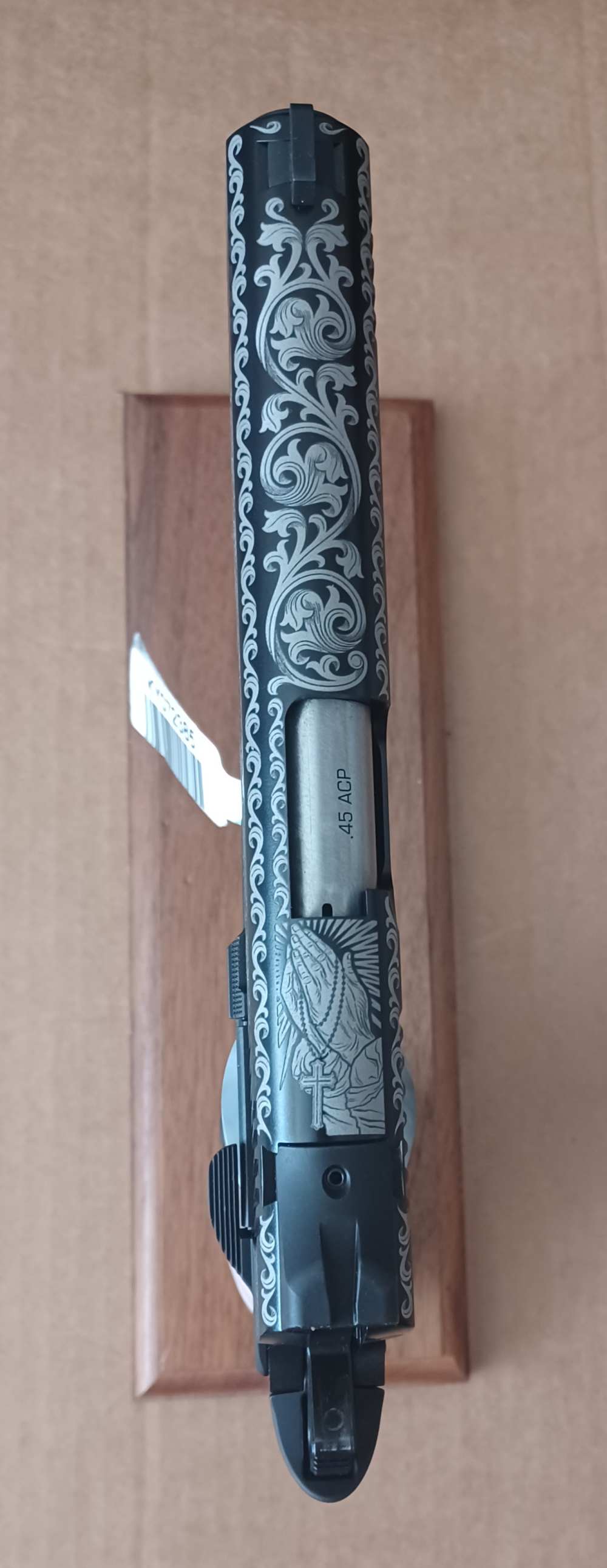 Kimber Custom LW Liberty .45 ACP 1911 "La Santa Muerte"-img-3