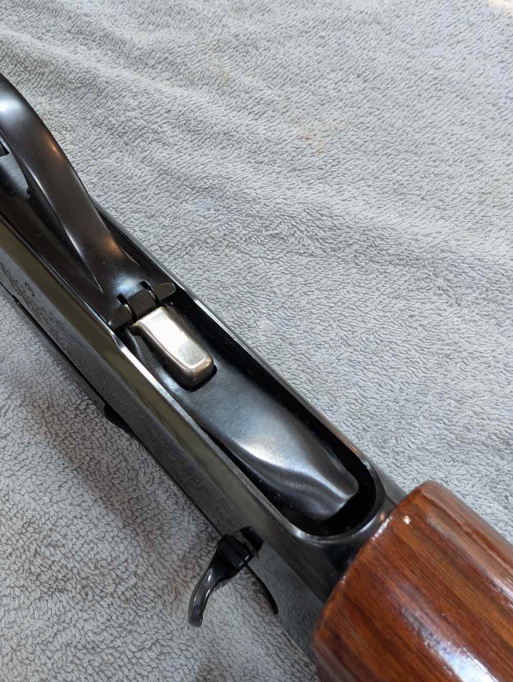 Spectacular Remington 1100 12 ga Trap left hand LH-img-109